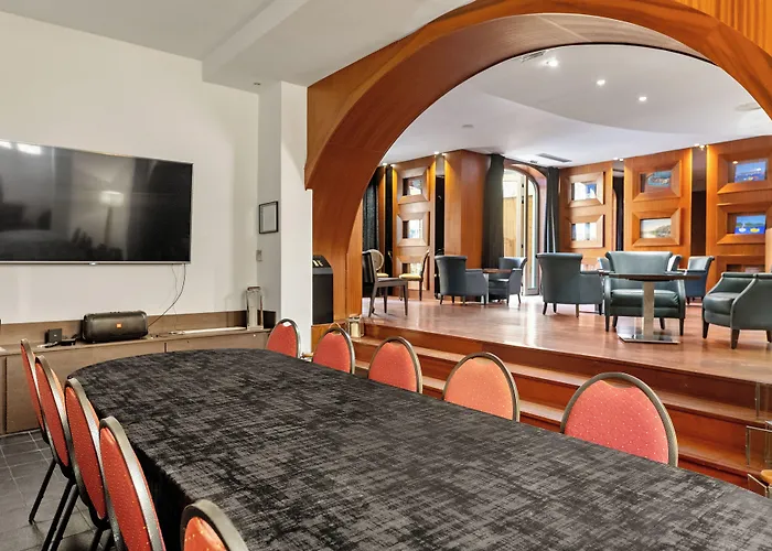 Hotel Pozzo Di Borgo